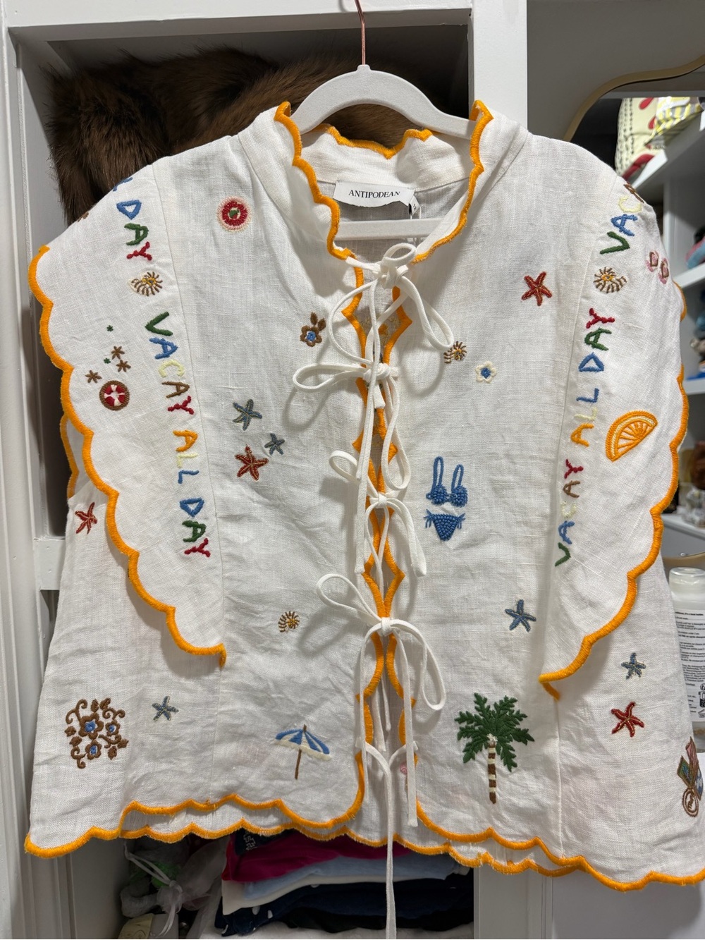 Antipodian White Embroidered Tie-Front Summer Top - Yellow Trim - Picture 2 of 4